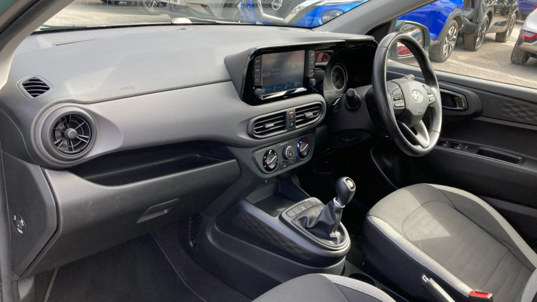 Hyundai i10 1.0 MPi SE Connect 5dr Petrol Hatchback